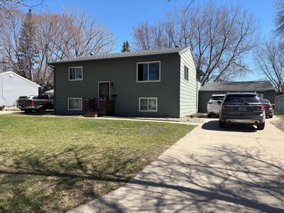 Property at 722 4th St S, Wahpeton, ND