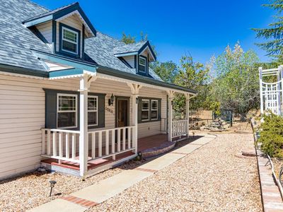 30435 Horsethief Dr