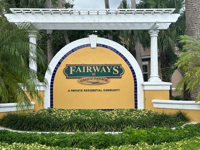 5060 Fairways Cir APT F303