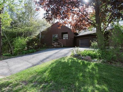 1815 Royal Oaks Drive