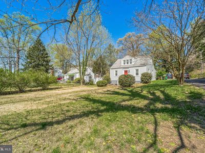 1032 Forest Hills Ave