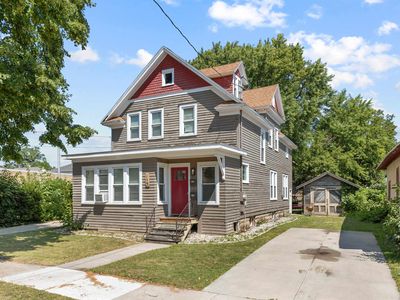 120 E Pacific St