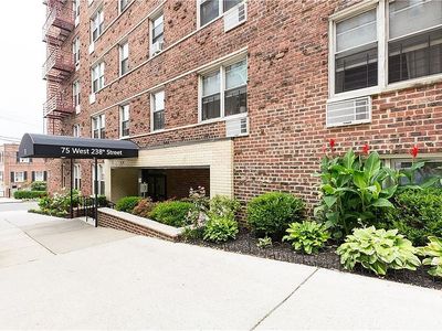 75 W 238th St APT 3H