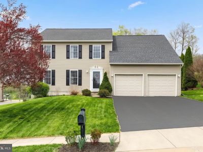 710 Apple Tree Ln