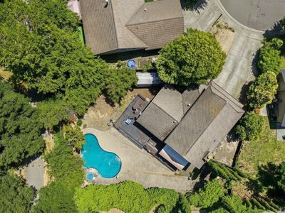 715 Placer Court