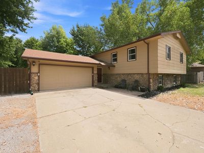 Property at 1614 N Main St, Rose Hill, KS
