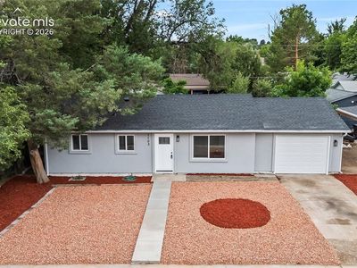 1103 Montrose Ave