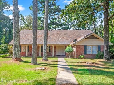 271 Woodland Dr