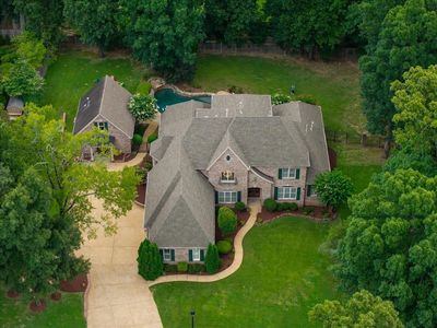 7800 Chapel Ridge Dr