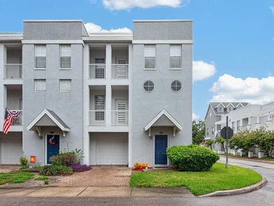 4546 BAY SPRING COURT