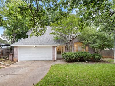 3208 Hickory Ct