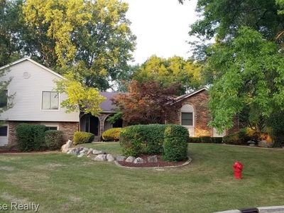 1728 Hiview Ct