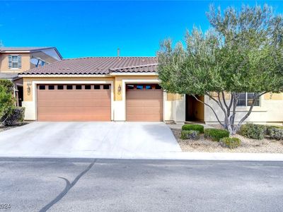 6644 Fort William St