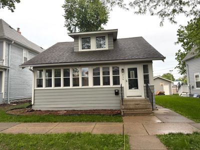 936 Sherburne Ave