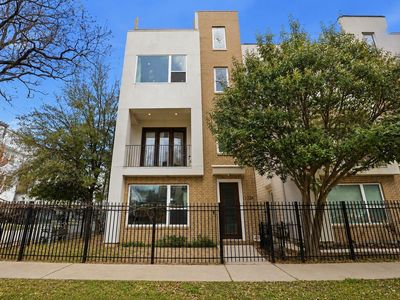1224 Summer St