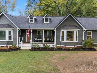 10930 Beatties Ford Rd