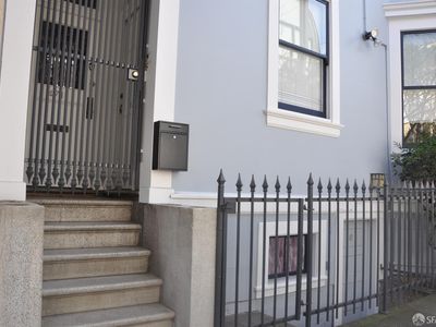 471-473 Linden St