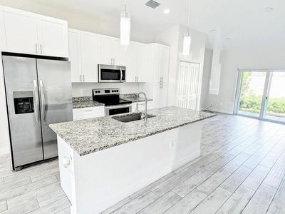 1562 W 26th Court