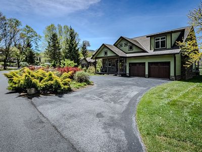 214 Pasture Lane