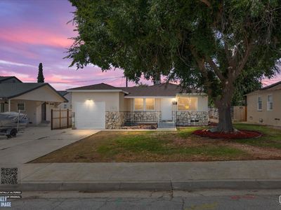 1813 Esther Dr