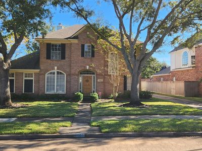 7022 Emerald Glen Dr