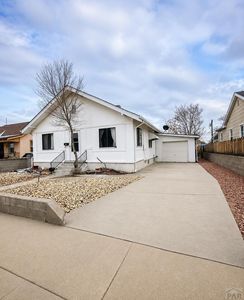706 Topeka Ave