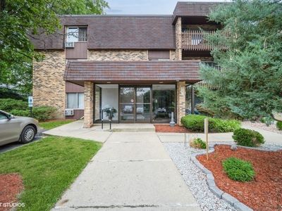 940 E Old Willow Rd APT 304