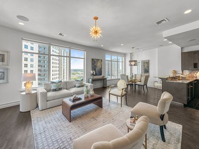 2555 N Pearl St APT 1204