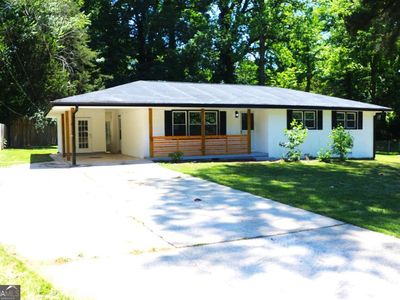 477 Parkwood Way