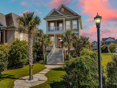 990 Crystal Water Way