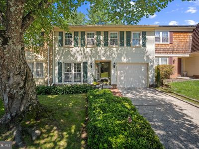 9405 Chatteroy Pl