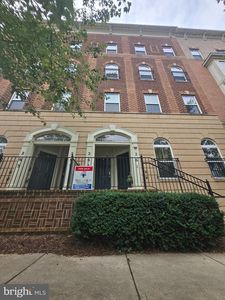263 Community Center Ave #263