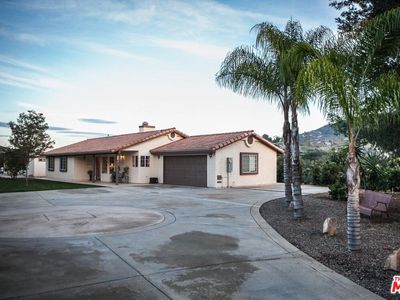 30135 Rolling Hills Dr