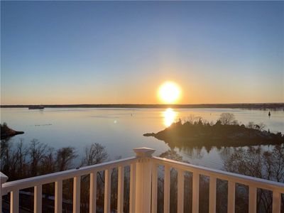 33 Bullocks Point Ave APT 5C