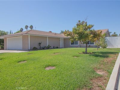 9229 Delano Dr