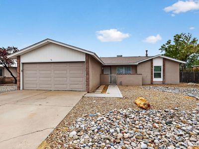 1107 Hupmobile Dr NE