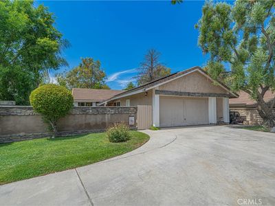 25557 Alesna Dr