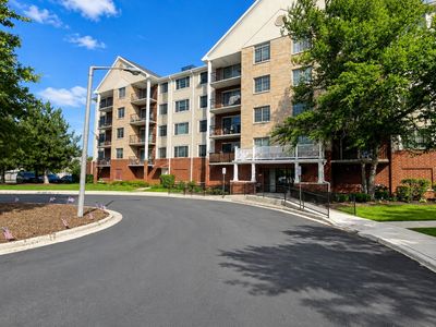 2301 Oakmont Way Unit 502