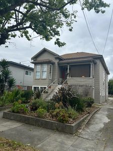 1405 Central Ave