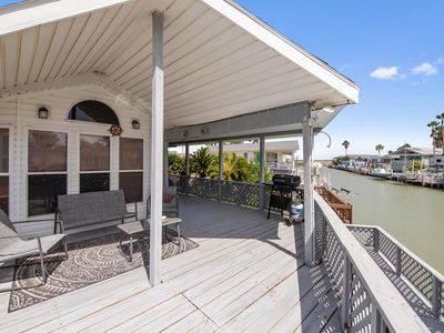 698 E Clam Cir