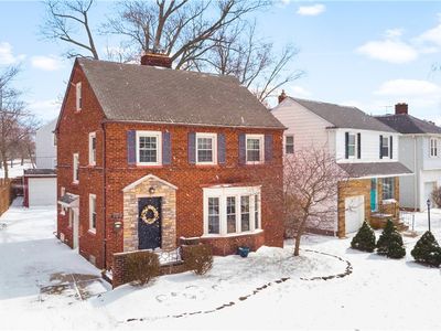 3929 Washington Blvd