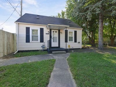 15222 Sumner