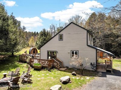 128 Meadow Lane