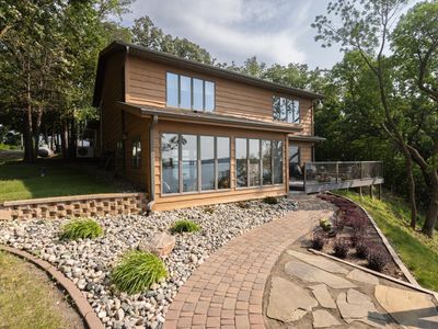 38276 N Eagle Lake Rd