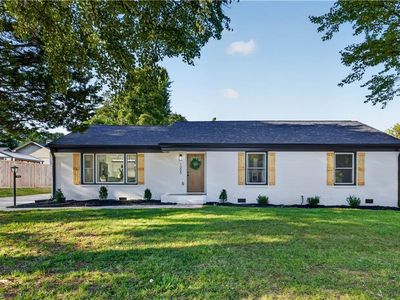 1003 Pembroke Rd
