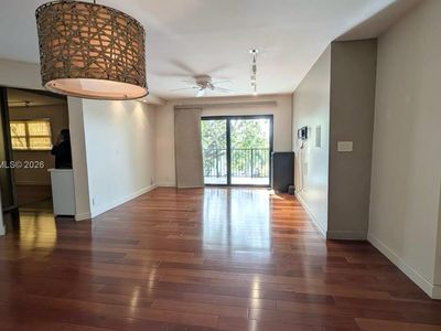 900 River Reach Dr APT 404