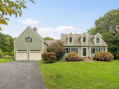 52 Moore Ln