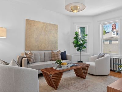 83 Glen Rd #2