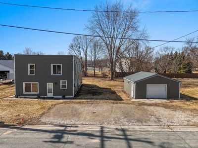 6810 BUNKER HILL ROAD