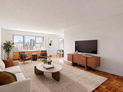 360 E 72nd St APT C3200